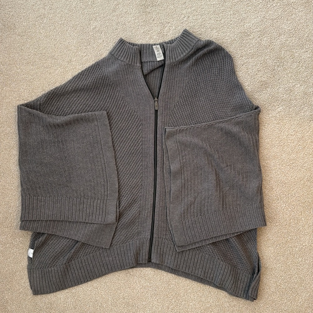 Lululemon knit Shacket/Shawl